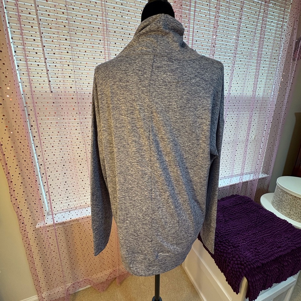 NWOT Purple & Pink Hooded Sweatshirts - Picture 7 of 7